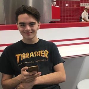 Meet your Posher, Robert